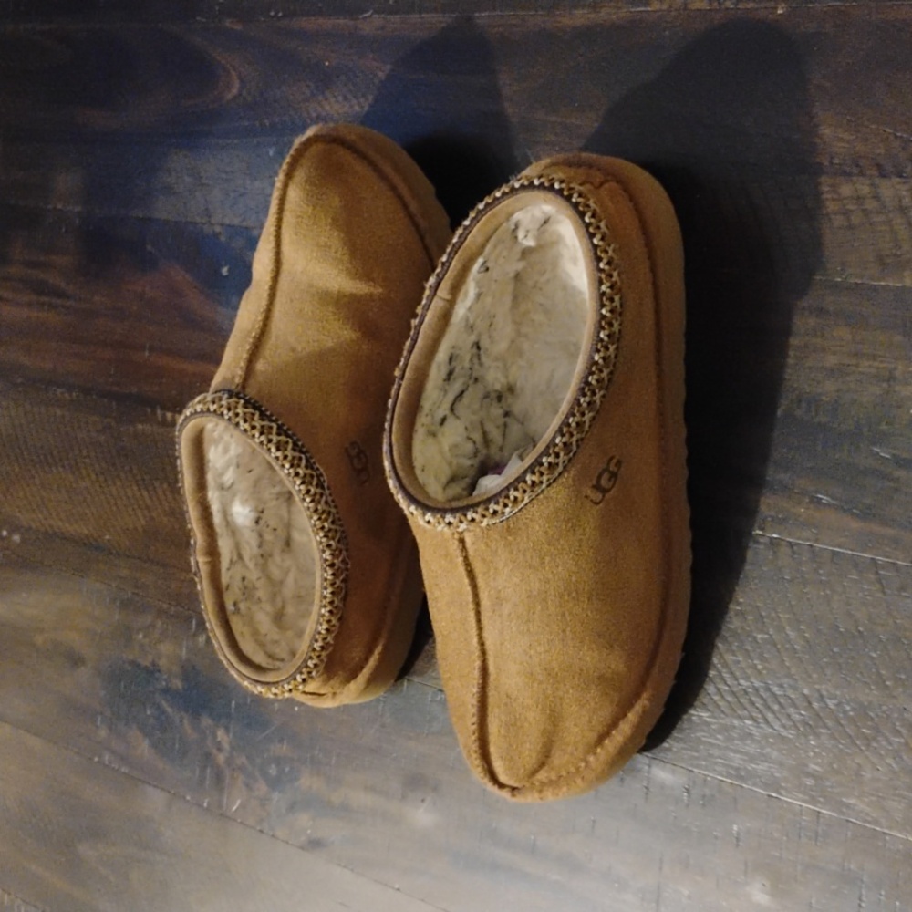 UGG Size 6 Women - Picture 2 of 6